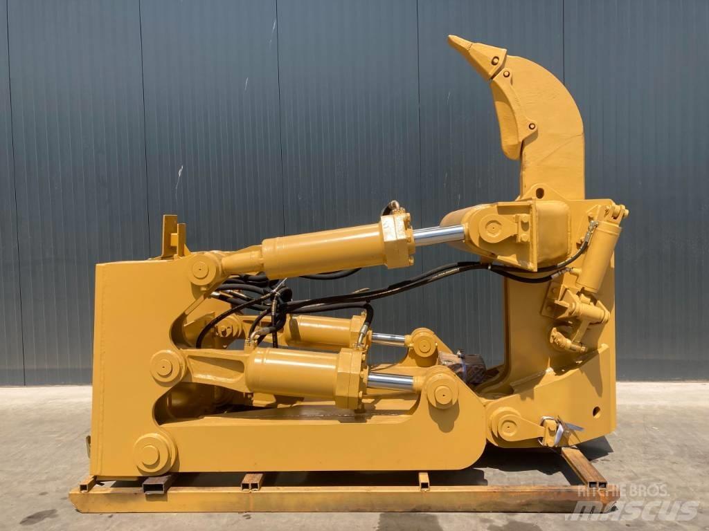 CAT D8R スカリファイヤ