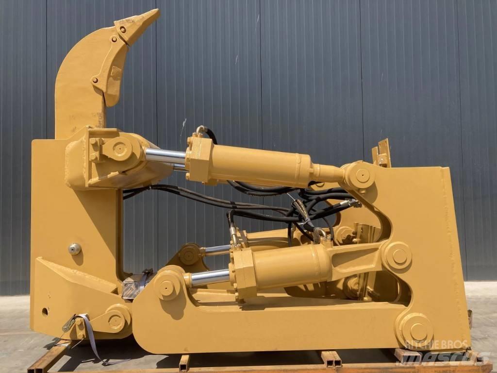 CAT D8R スカリファイヤ