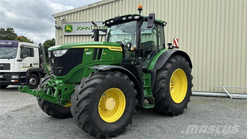 John Deere 6R195 トラクター