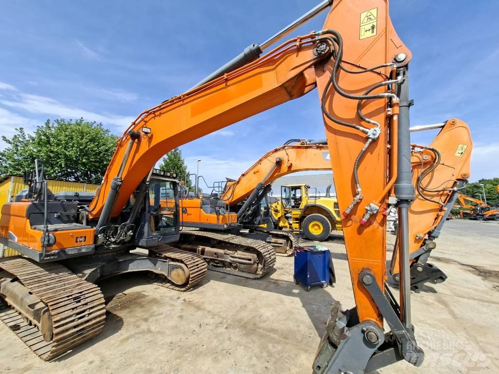 Doosan DX 225 LC-5 大型油圧ショベル12t以上（パワーショベル・ユンボ）