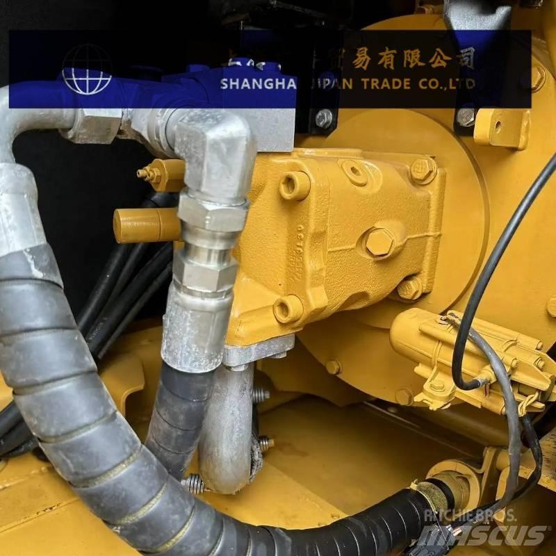 CAT 307E2 ミニ油圧ショベル 7t以下（ミニユンボ・ミニディガー）