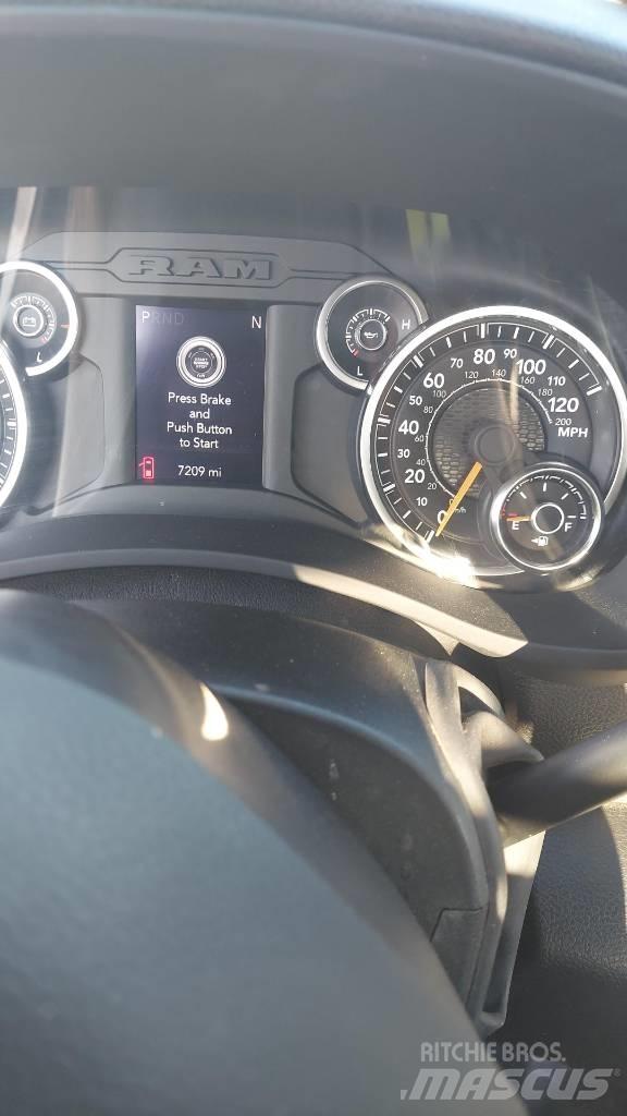 RAM 5500 平ボディー