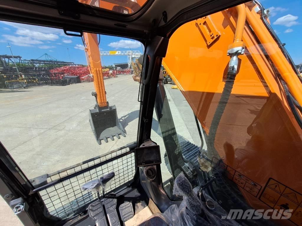 Develon DX225LC-7M 大型油圧ショベル12t以上（パワーショベル・ユンボ）