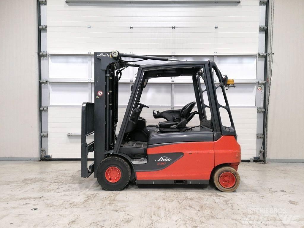 Linde E30L-01 バッテリーフォークリフト