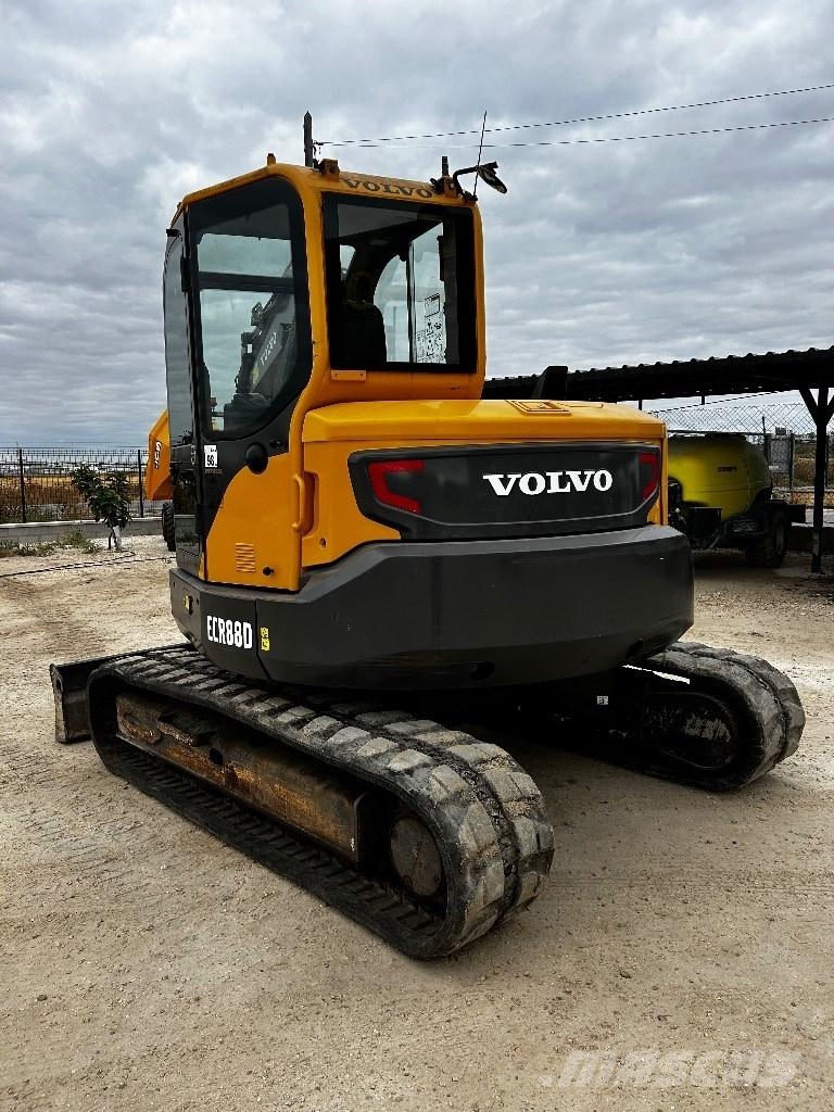 Volvo ERC 88 D 中型油圧ショベル 7ｔ-12ｔ（ユンボ・パワーショベル・バックホー）
