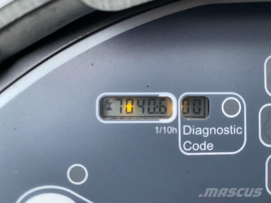 Hamm HD 14 VV タンデムローラ