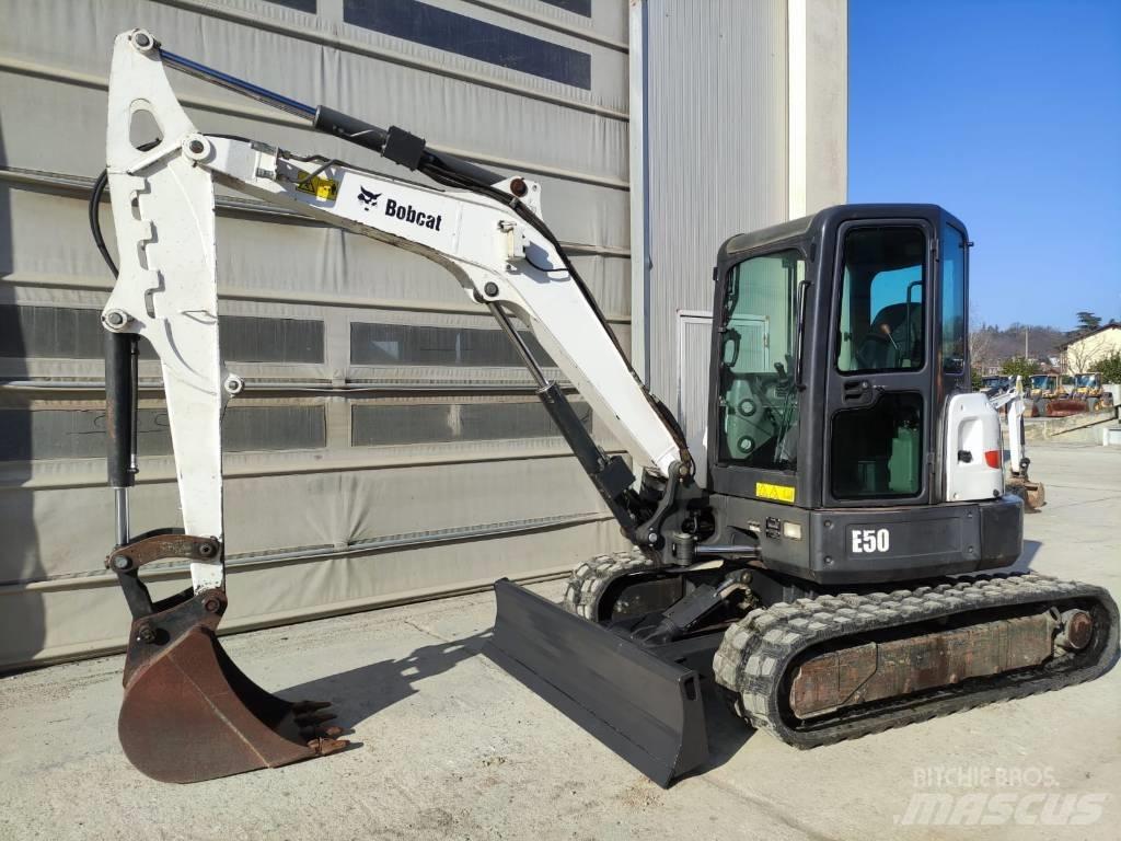 Bobcat E 50 EM ミニ油圧ショベル 7t以下（ミニユンボ・ミニディガー）