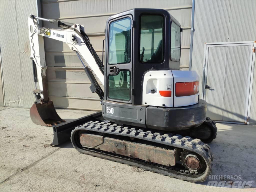 Bobcat E 50 EM ミニ油圧ショベル 7t以下（ミニユンボ・ミニディガー）