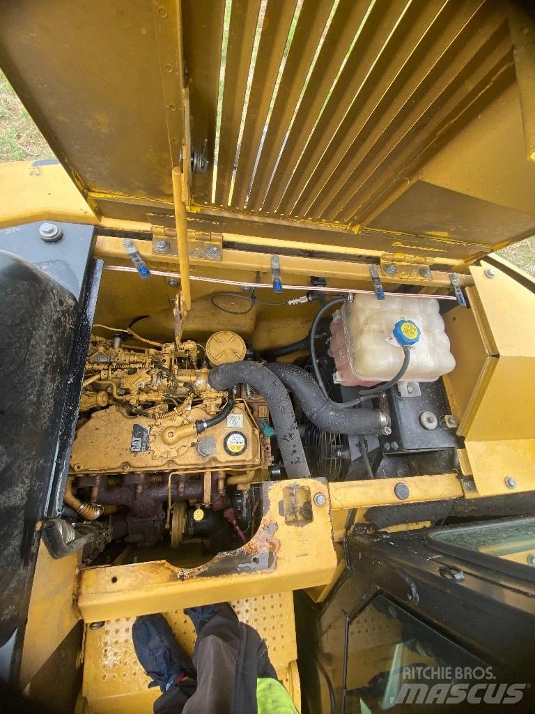 CAT 314 E LCR 大型油圧ショベル12t以上（パワーショベル・ユンボ）