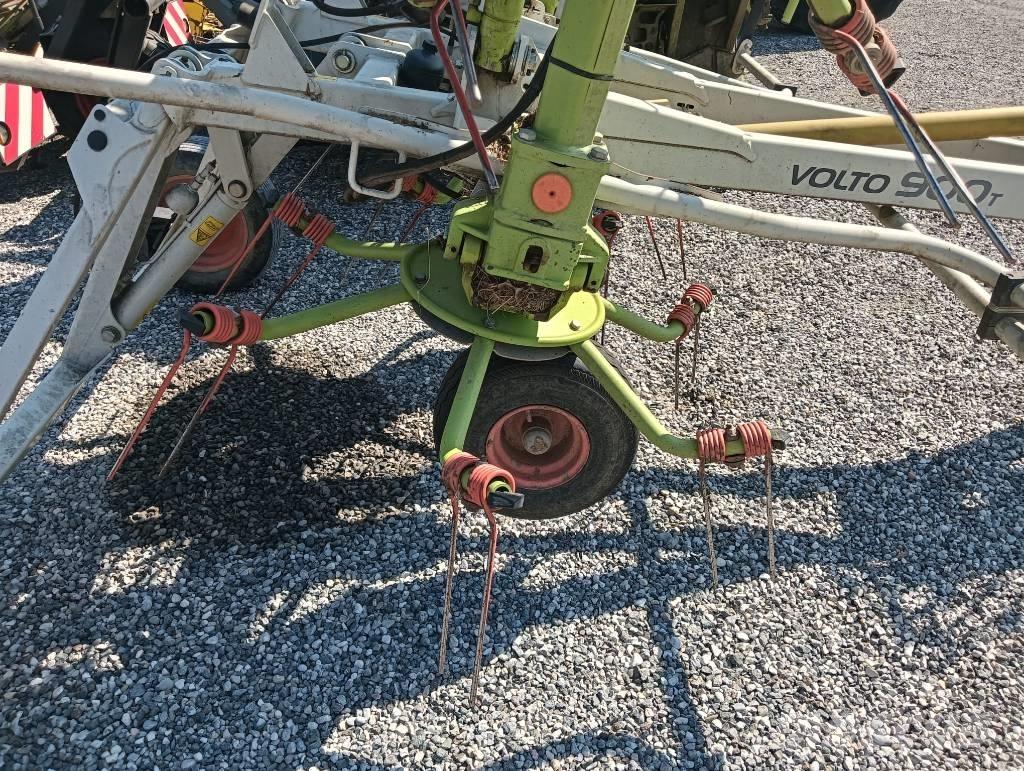 CLAAS Volto 900 T テッダー・テッダーレーキ