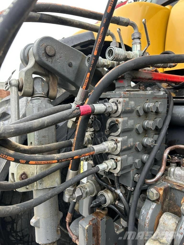 Challenger MT765 トラクター