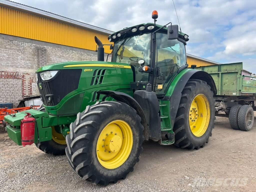 John Deere 6195 R トラクター