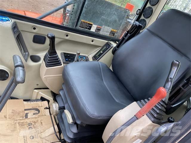 Doosan DH60-7 ミニ油圧ショベル 7t以下（ミニユンボ・ミニディガー）