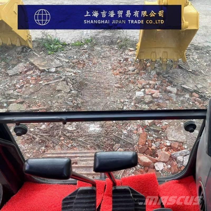 Komatsu PC 138 US 中型油圧ショベル 7ｔ-12ｔ（ユンボ・パワーショベル・バックホー）