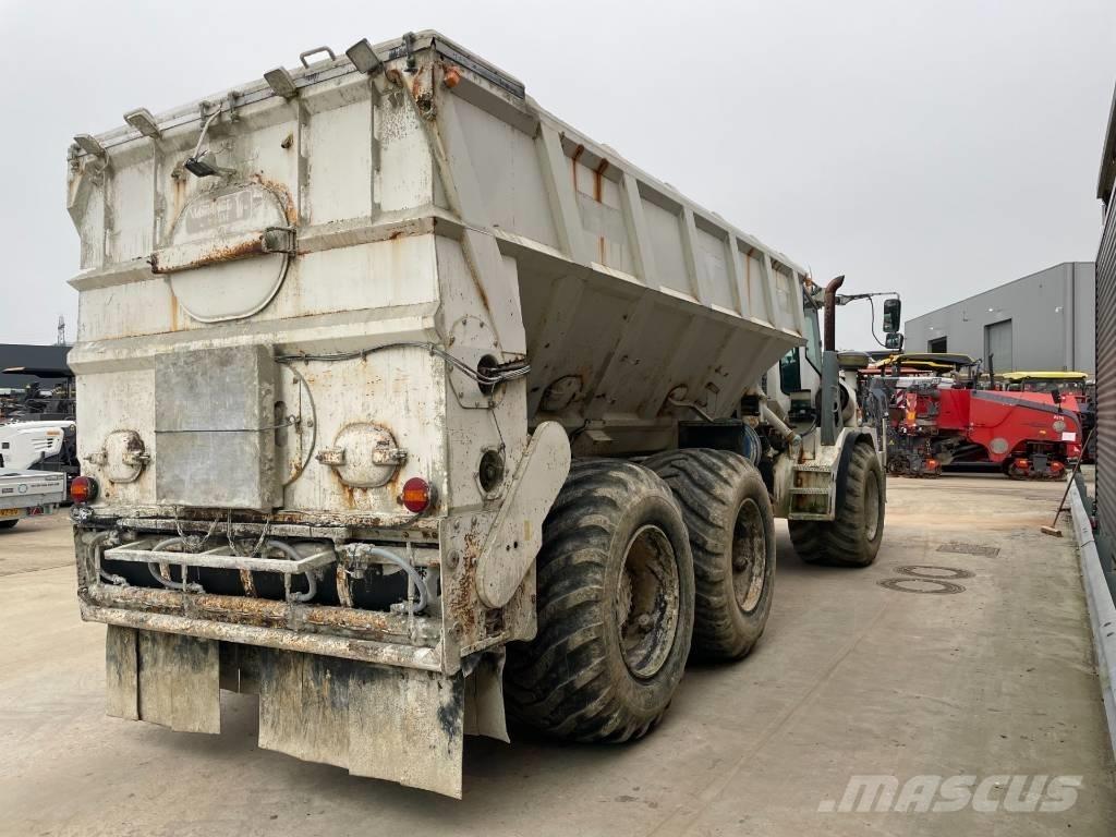 Rabaud A 307 砂と塩撒き専用車