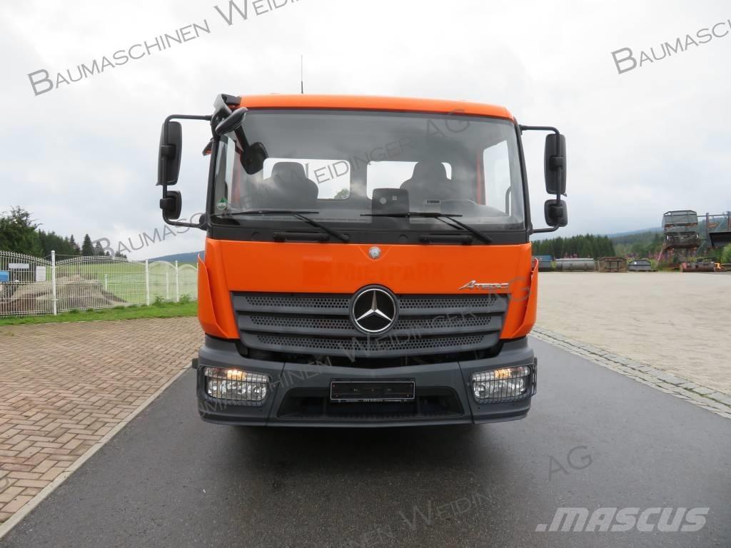 Mercedes-Benz 818K ダンプ