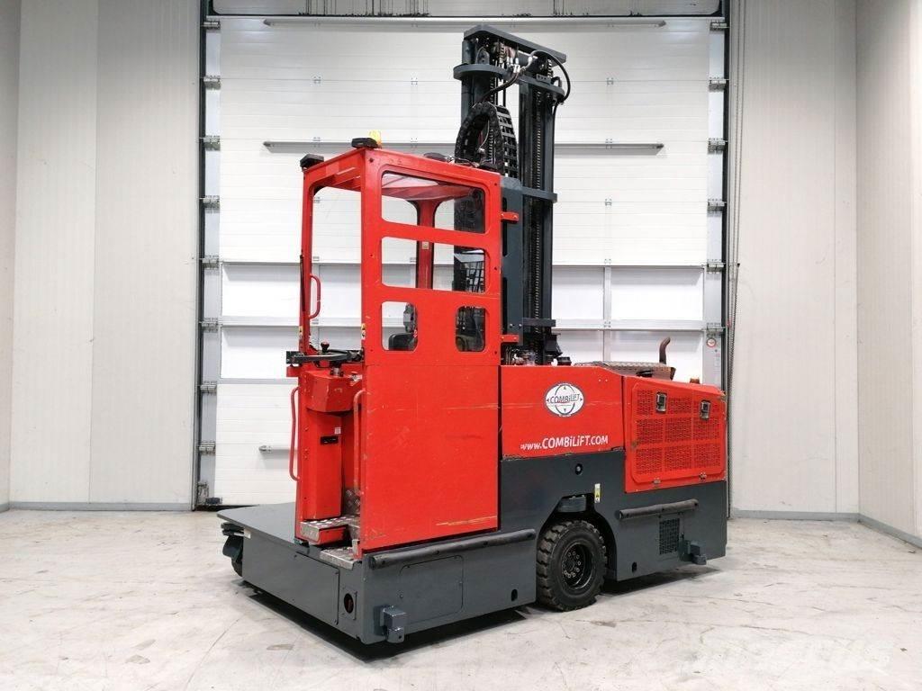 Combilift C3000GST LPGフォークリフト
