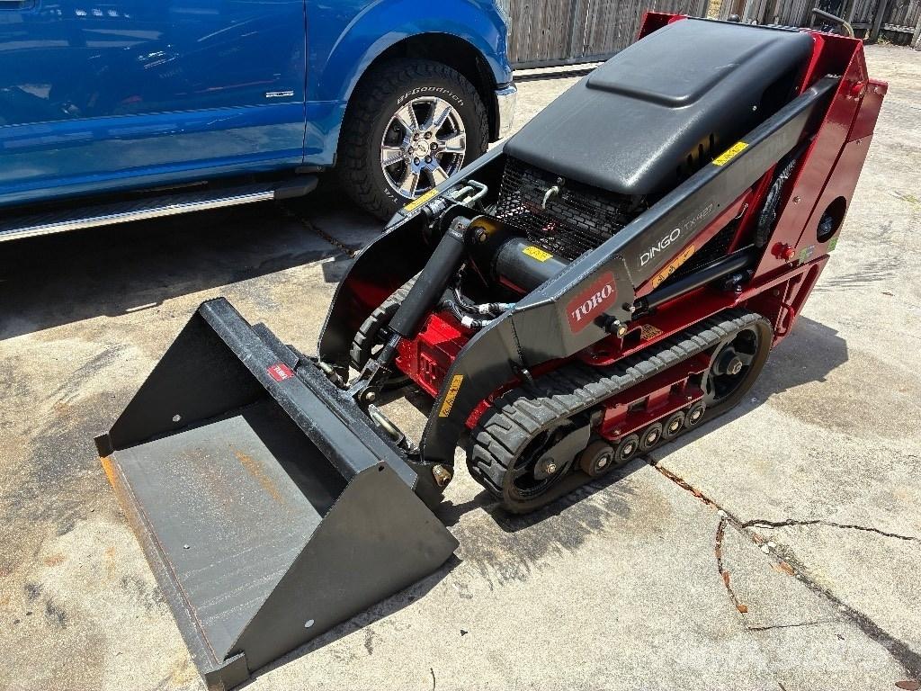 Toro TX427 スキッドステアローダー