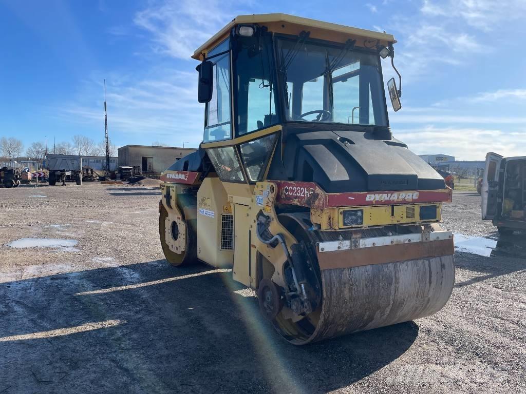 Dynapac CC 232 HF タンデムローラ