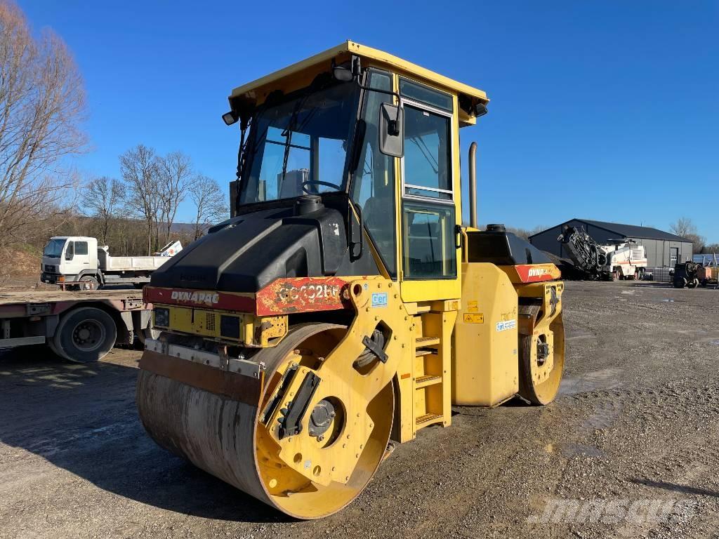 Dynapac CC 232 HF タンデムローラ