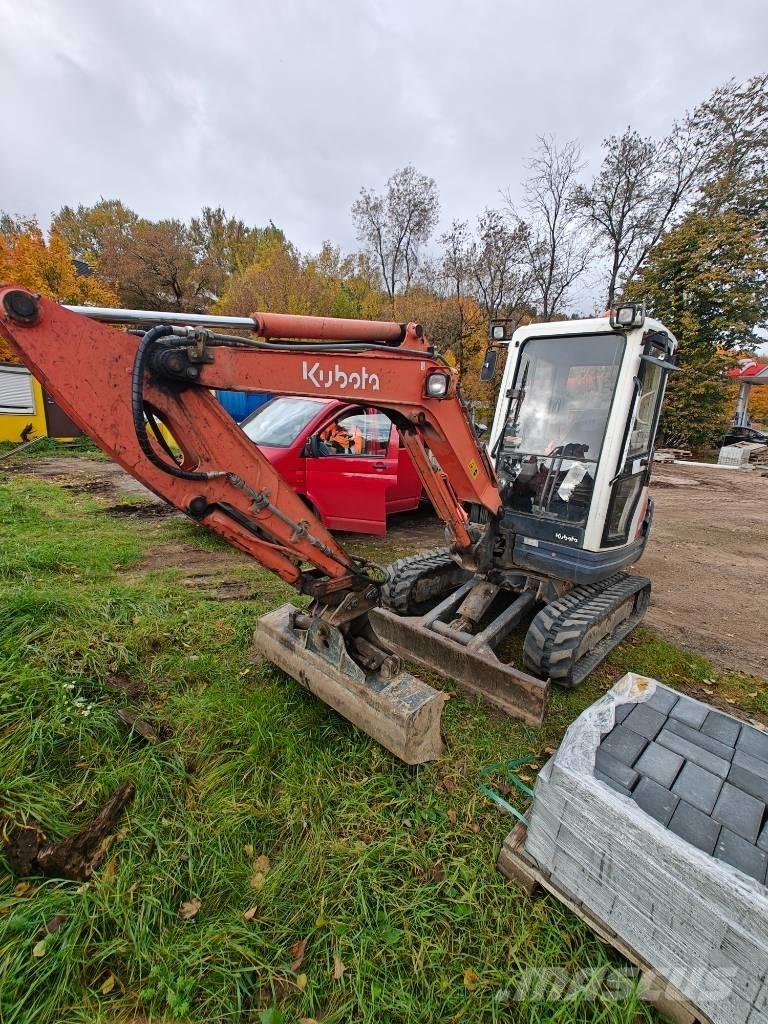 Kubota KX 71-3 ミニ油圧ショベル 7t以下（ミニユンボ・ミニディガー）