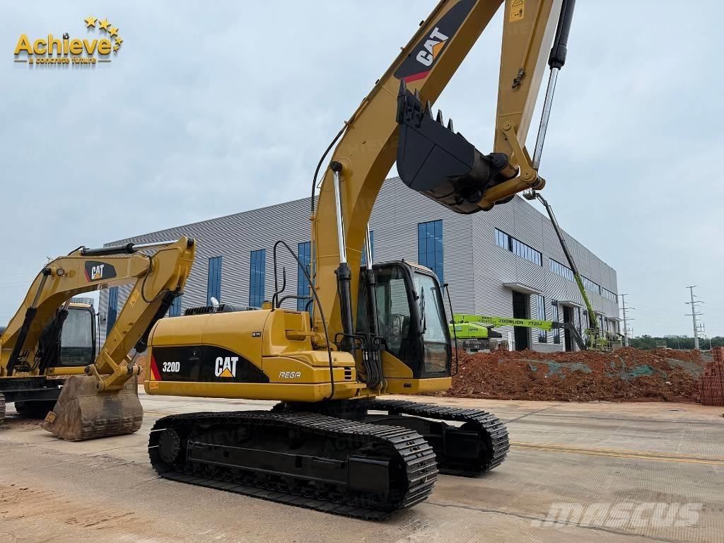 CAT 320 D 大型油圧ショベル12t以上（パワーショベル・ユンボ）