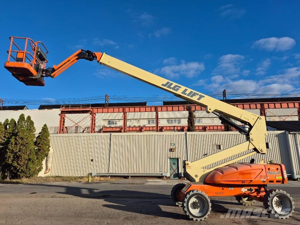 JLG M 600 JP ブームリフト　屈伸型