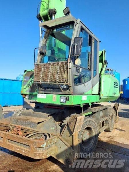 Sennebogen 825 廃棄物／工業産廃処理機