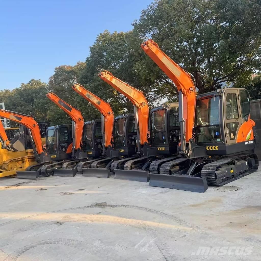 Doosan DX 60-9 C 大型油圧ショベル12t以上（パワーショベル・ユンボ）