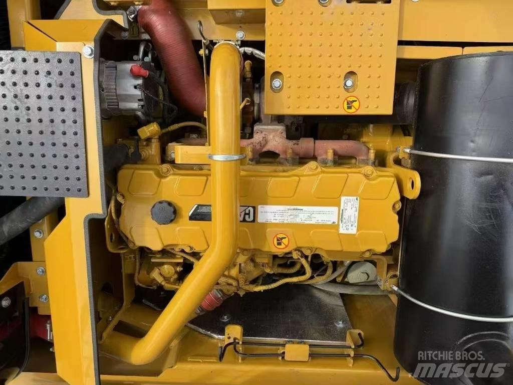 CAT 336 D 大型油圧ショベル12t以上（パワーショベル・ユンボ）