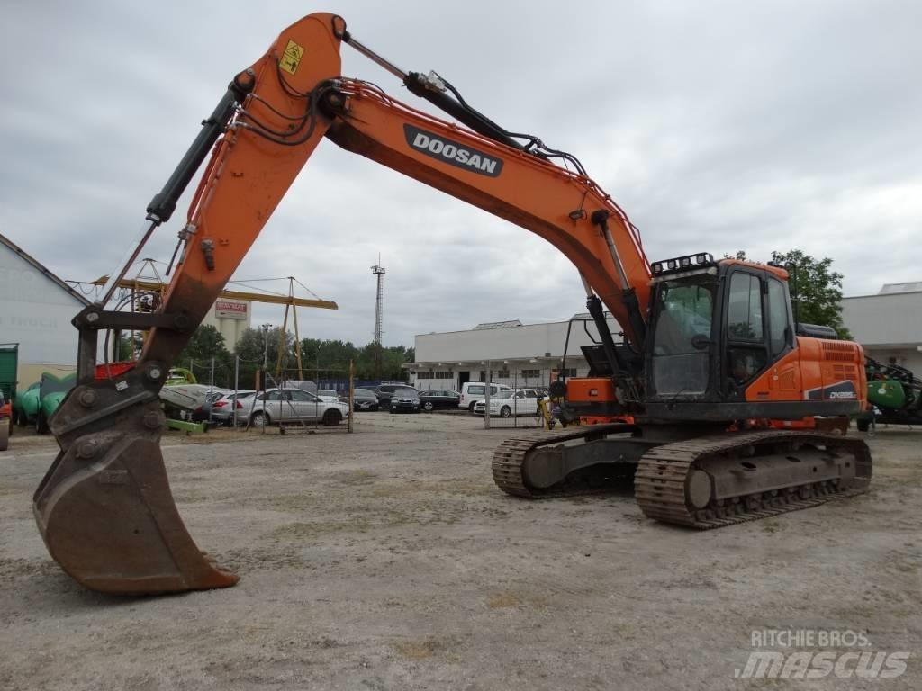 Doosan DX 225 LC-5 大型油圧ショベル12t以上（パワーショベル・ユンボ）