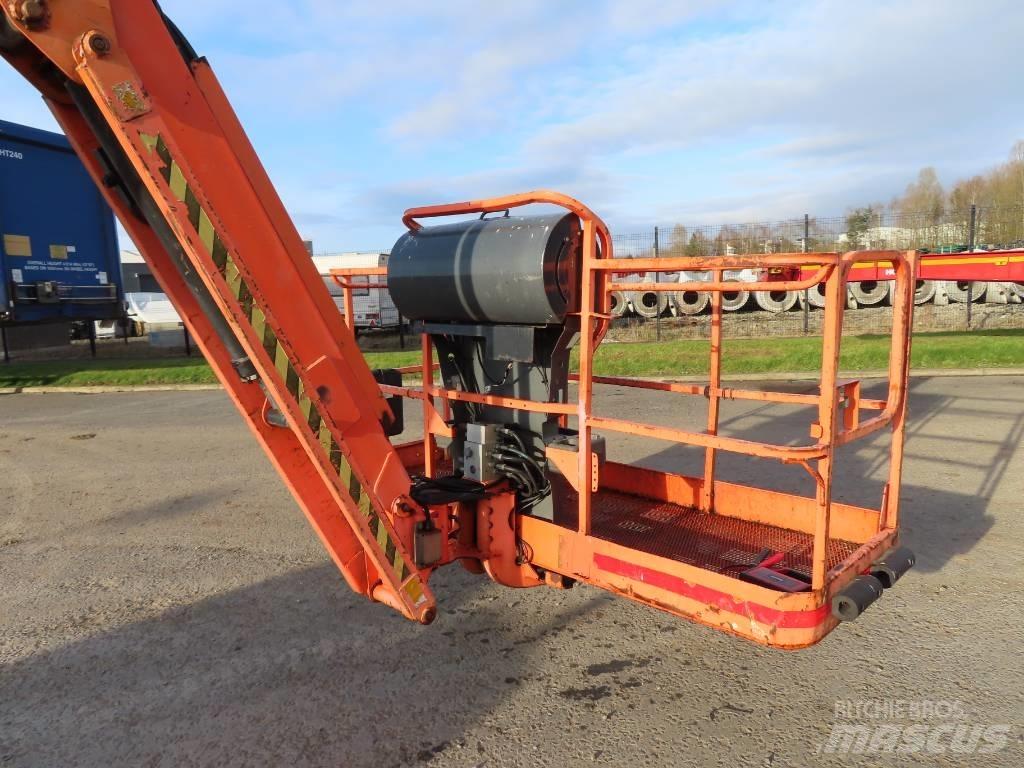JLG 860 SJ ブームリフト　直伸型