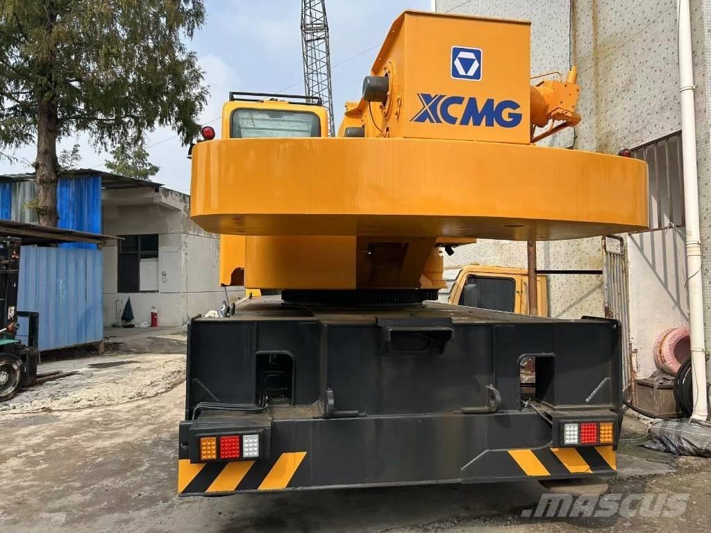 XCMG QY 25 K5D オールテレーンクレーン