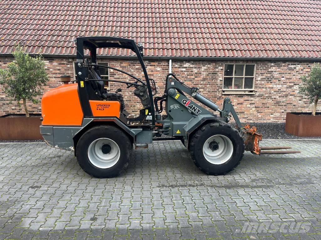 GiANT V5003 X-tra HD ホイールローダー・タイヤショベル