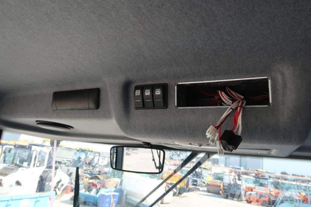 Hamm HD+ 140I VV タンデムローラ