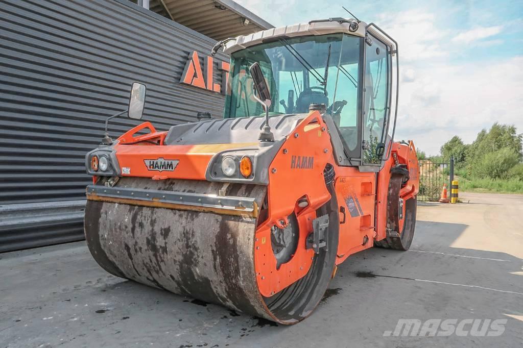 Hamm HD+ 140I VV タンデムローラ