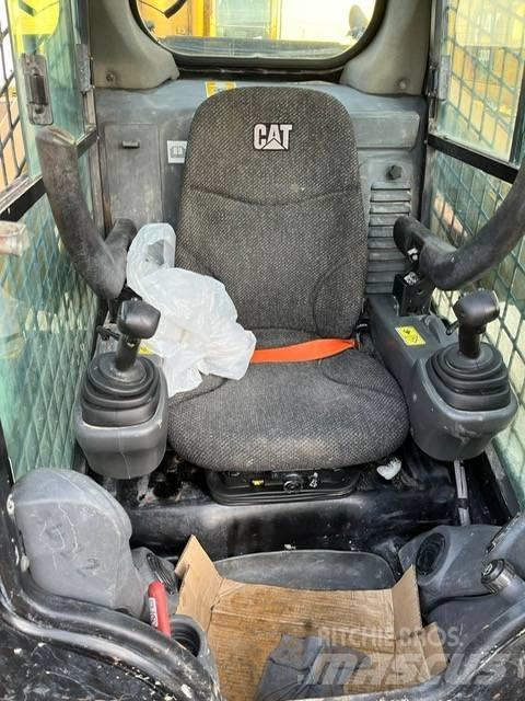 CAT 259 D スキッドステアローダー