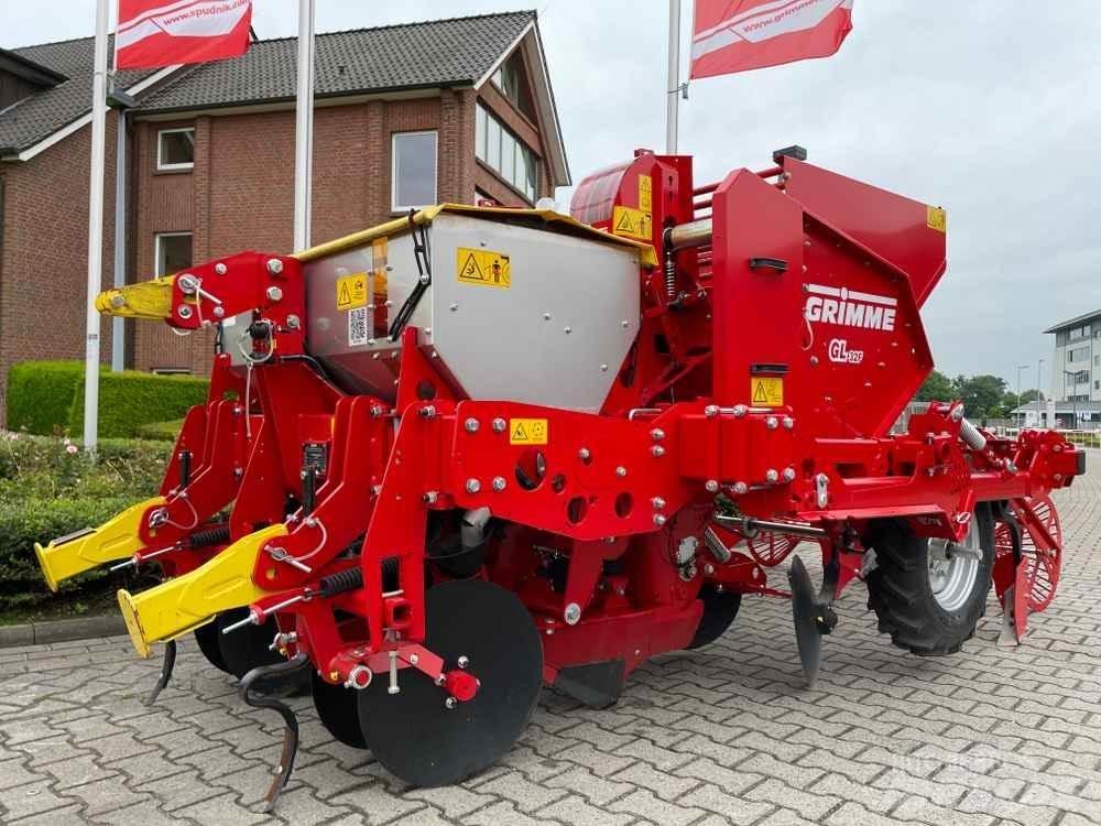 Grimme GL 32 F ジャガイモ播種機