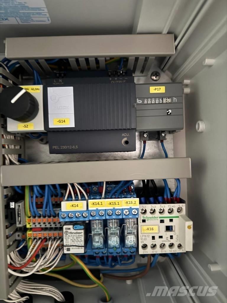 Böcker Junior HD 24 雑貨と家具リフト