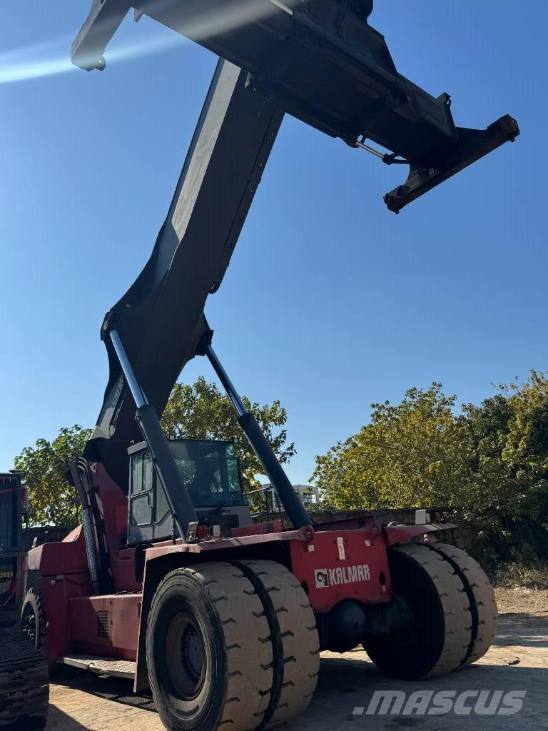  Kalma DRT450 リーチスタッカー