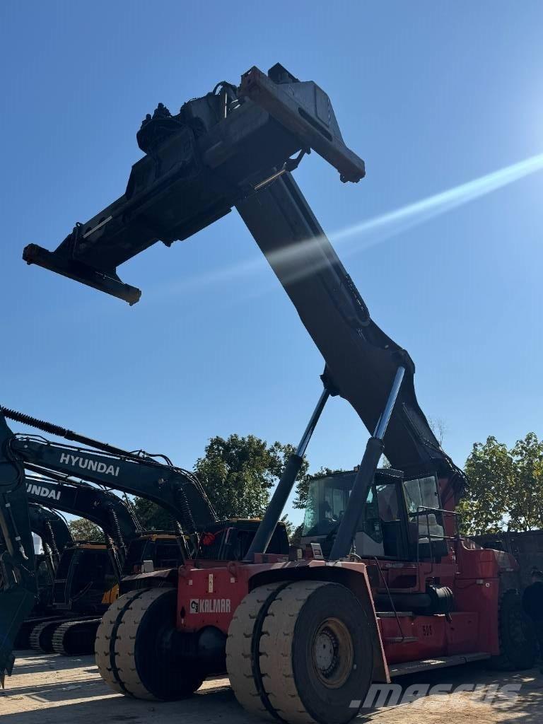  Kalma DRT450 リーチスタッカー