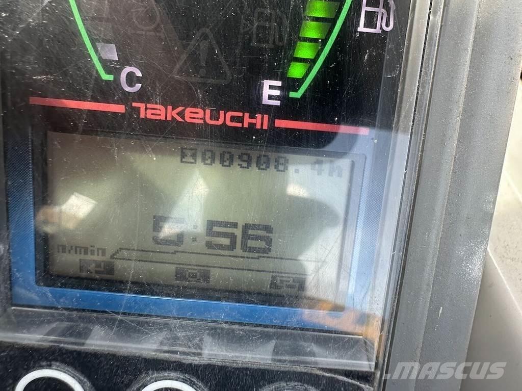 Takeuchi TB225 ミニ油圧ショベル 7t以下（ミニユンボ・ミニディガー）