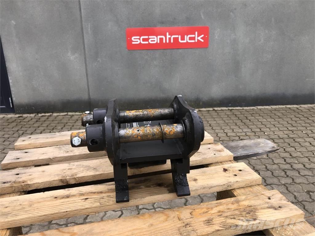 JST Hurtigskift クイックヒッチ