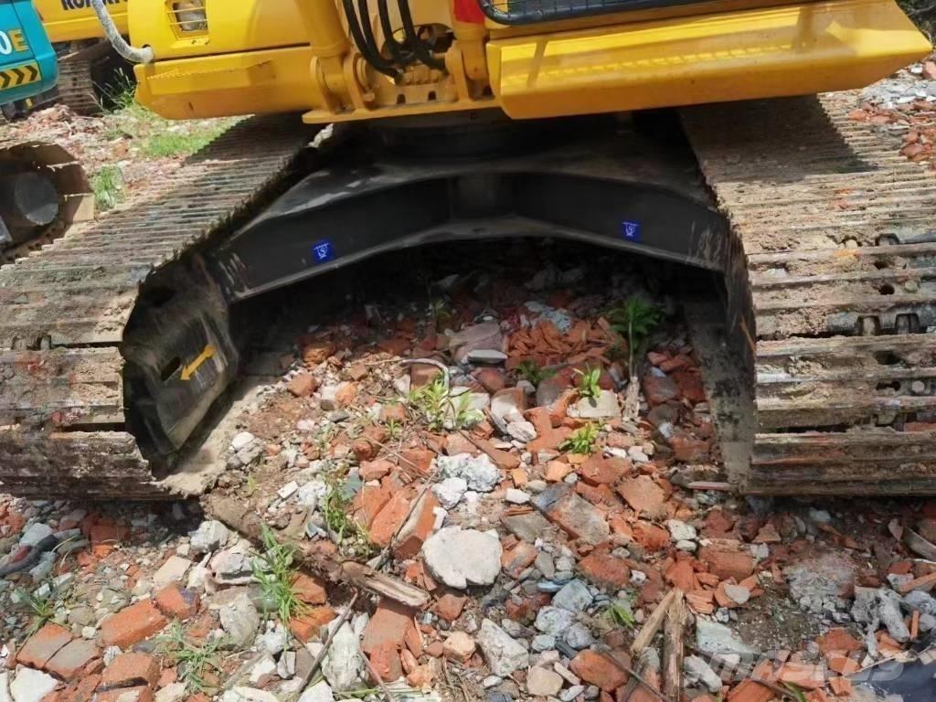 Komatsu PC 130 LC-7 大型油圧ショベル12t以上（パワーショベル・ユンボ）