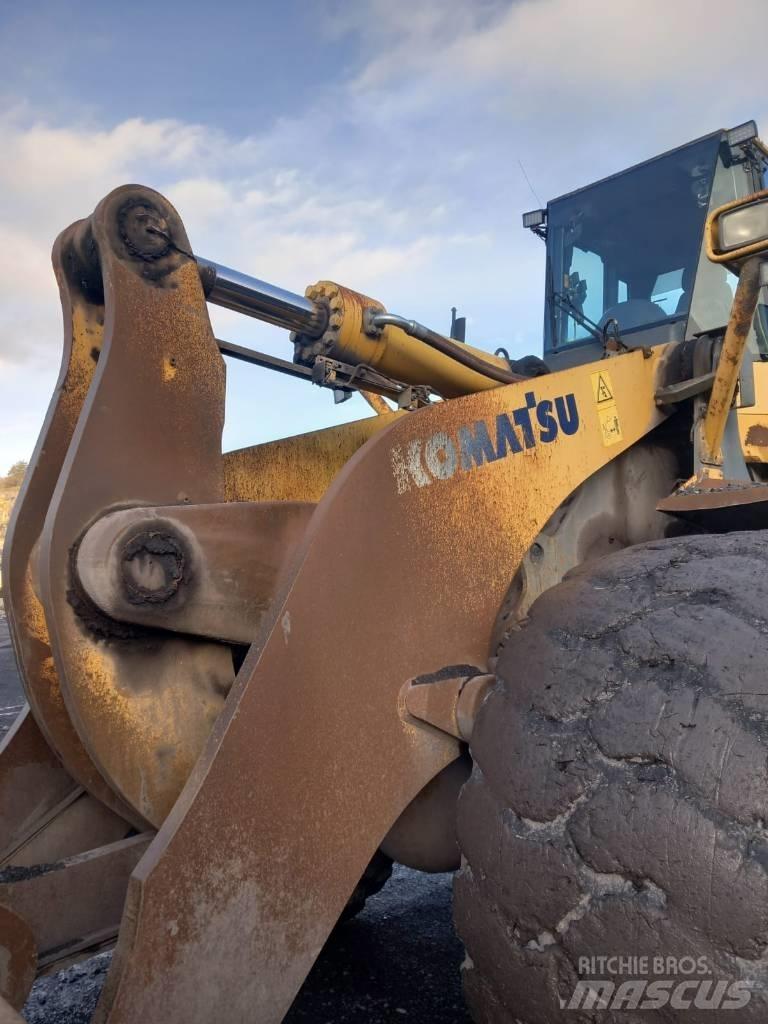 Komatsu WA 600-6 ホイールローダー・タイヤショベル