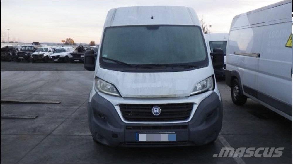 Fiat Ducato ボックストラック
