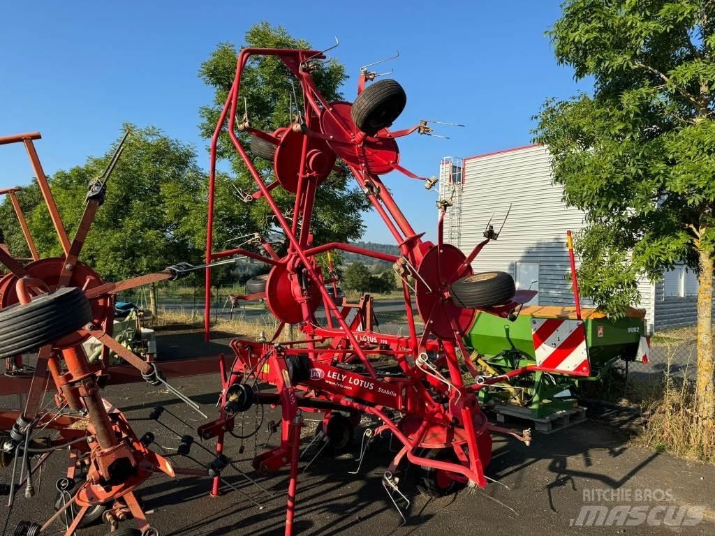 Lely LOTUS 770 テッダー・テッダーレーキ