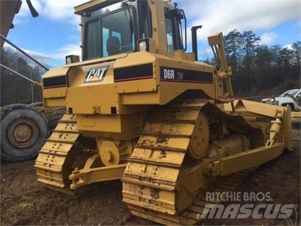 CAT D 6 R ブルドーザー