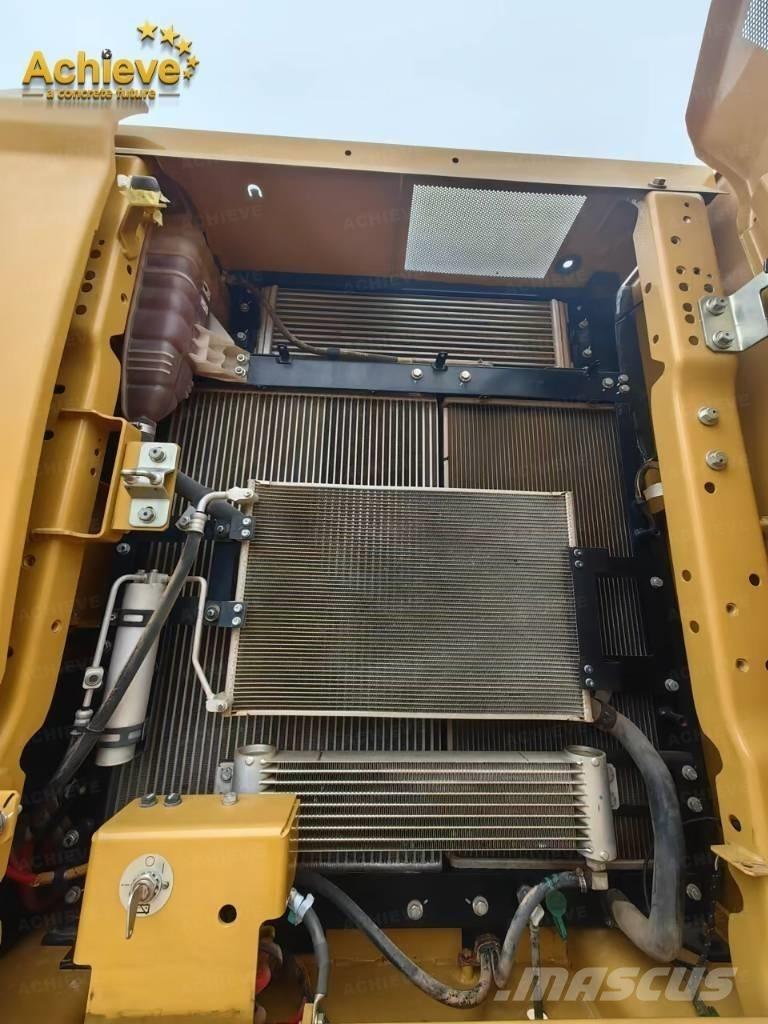 CAT 320 GC 大型油圧ショベル12t以上（パワーショベル・ユンボ）