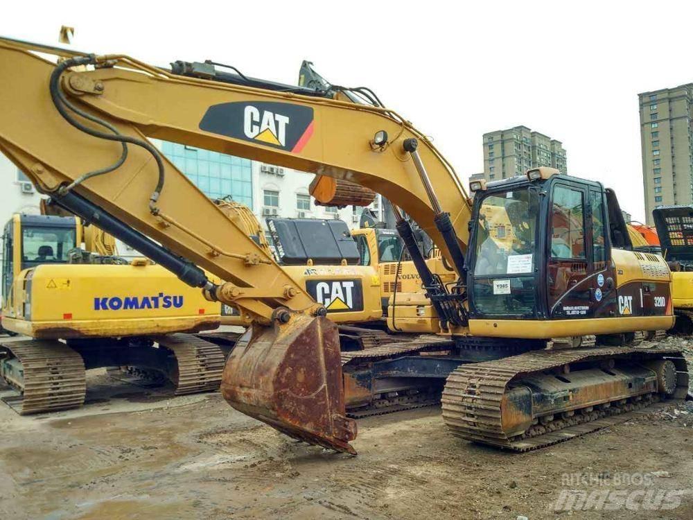 CAT 325 D L 大型油圧ショベル12t以上（パワーショベル・ユンボ）